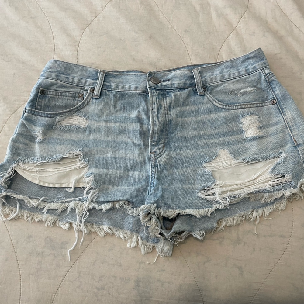 American Eagle Distressed Button Fly Tomgirl Shortie